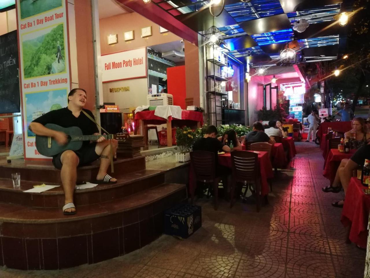Full Moon Party Hotel Hai Phong Exterior photo