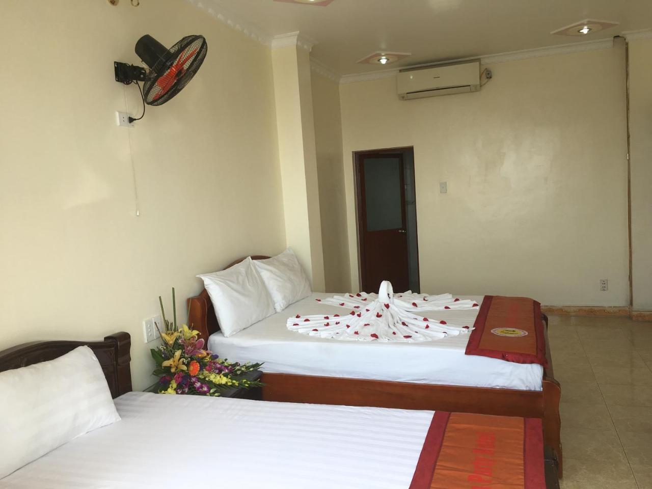 Full Moon Party Hotel Hai Phong Exterior photo